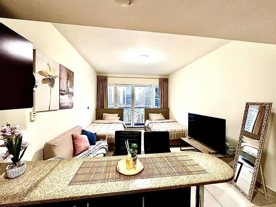 Apartment Cozy Modern Studio ! Dubai